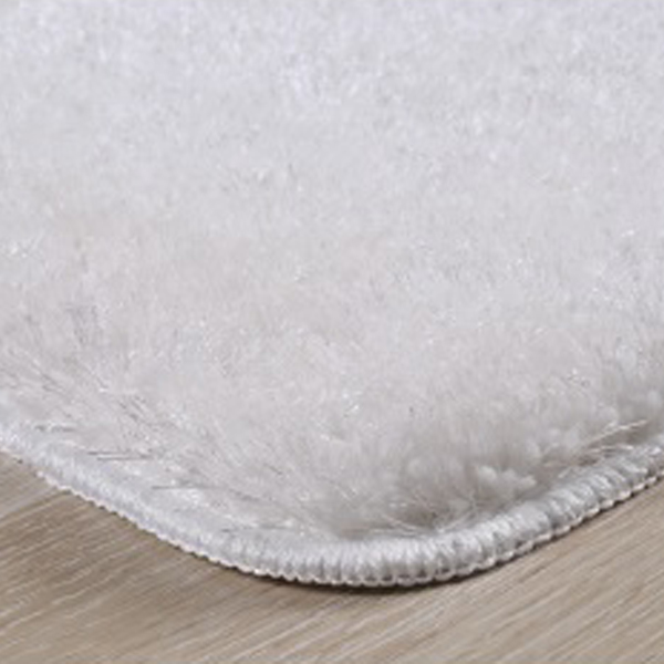 ****Classy Homes Bath Mat S/White 20In.x32In.