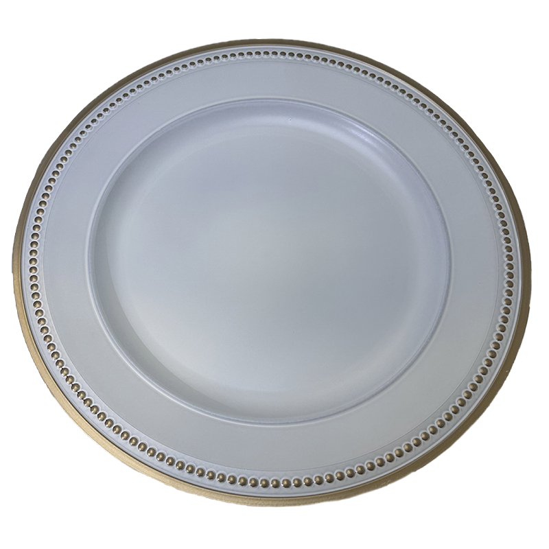 SoHo Charger Plate, White / Gold